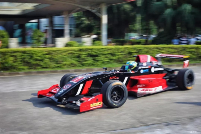 強林石化邀您共賞2019泛珠三角超級賽車節夏季賽13